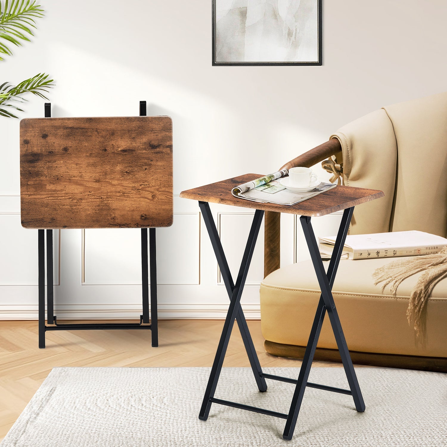 Folding tables